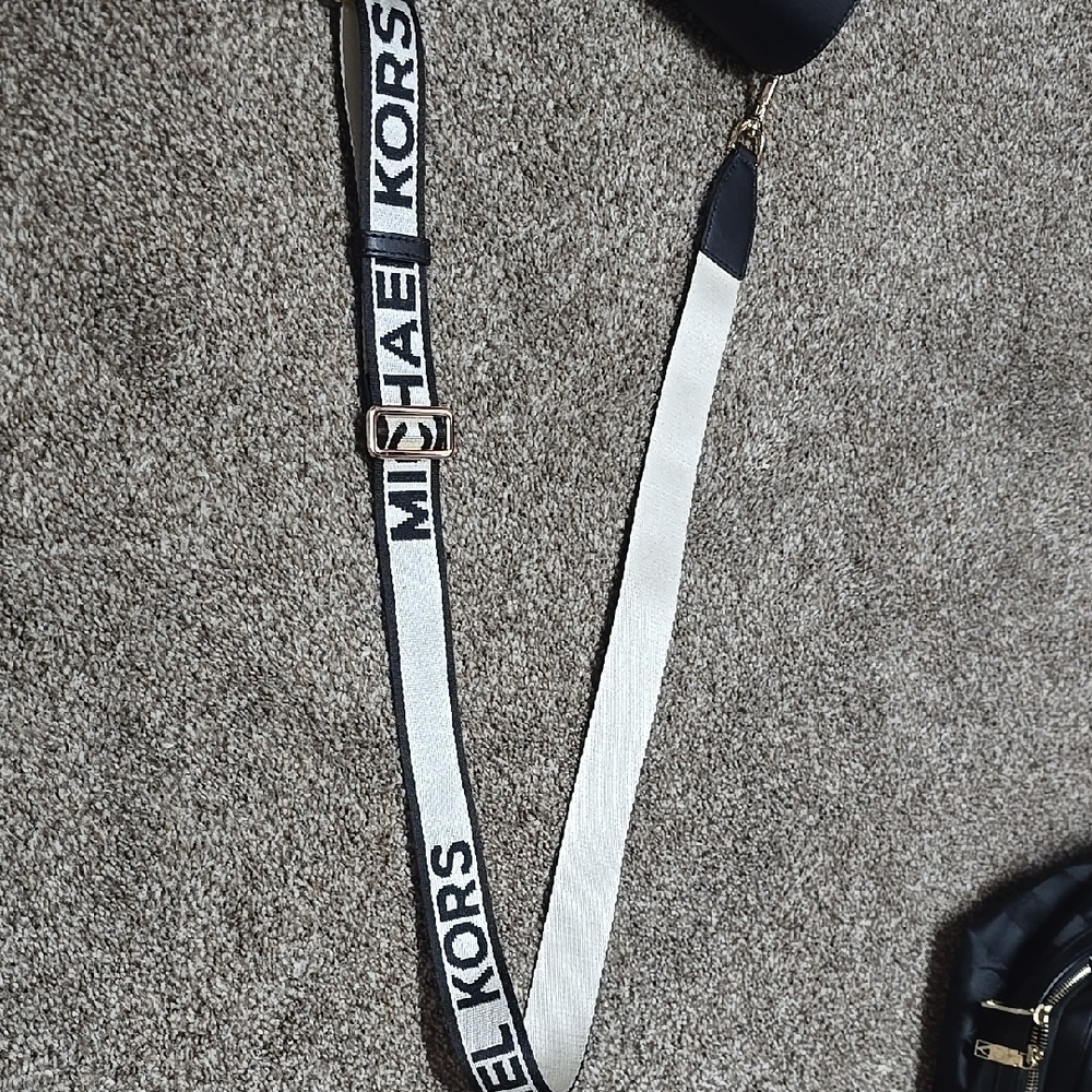 Michael Kors Black and Gold Crossbody Bag - Picture 8 of 8